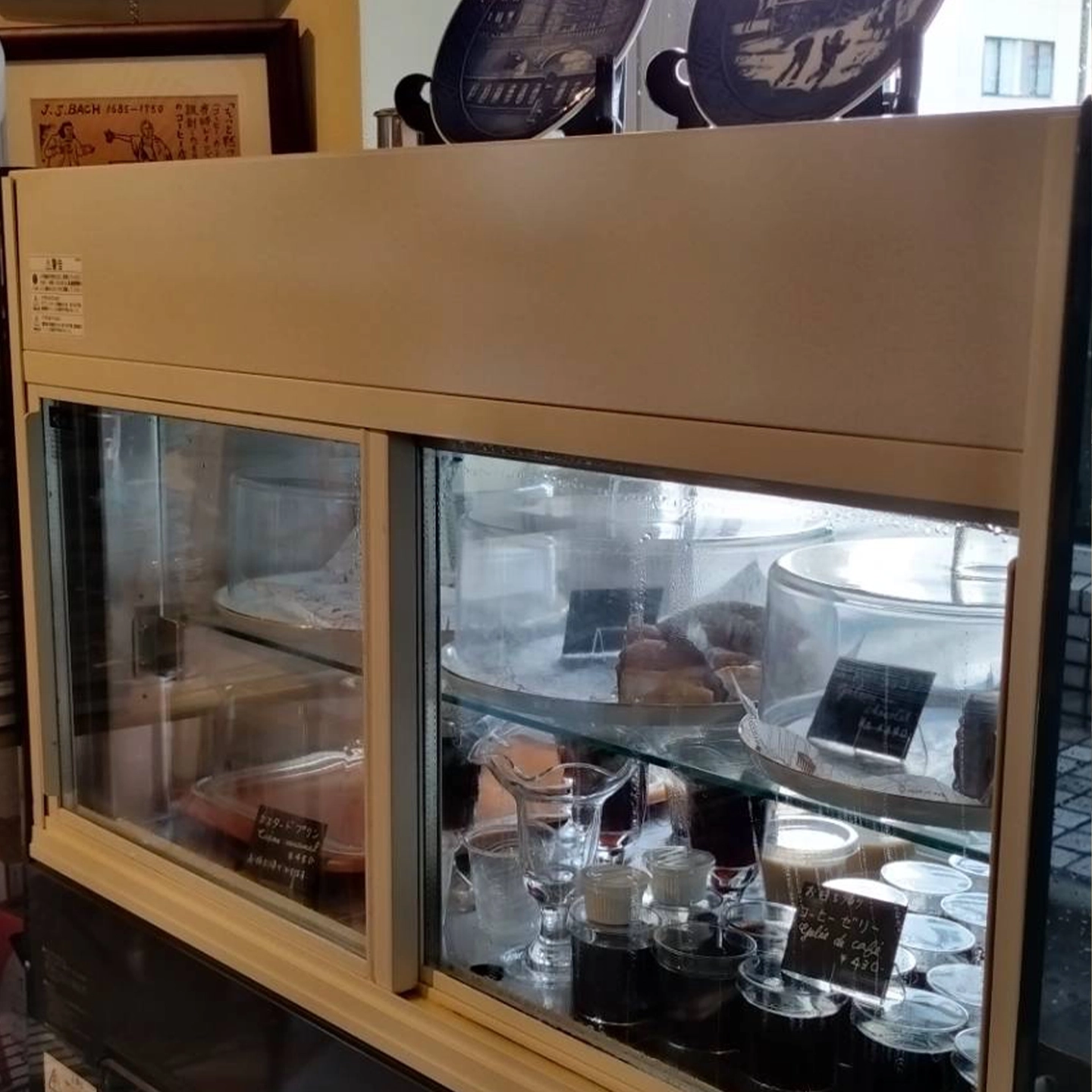 テイクアウト用ショーケース